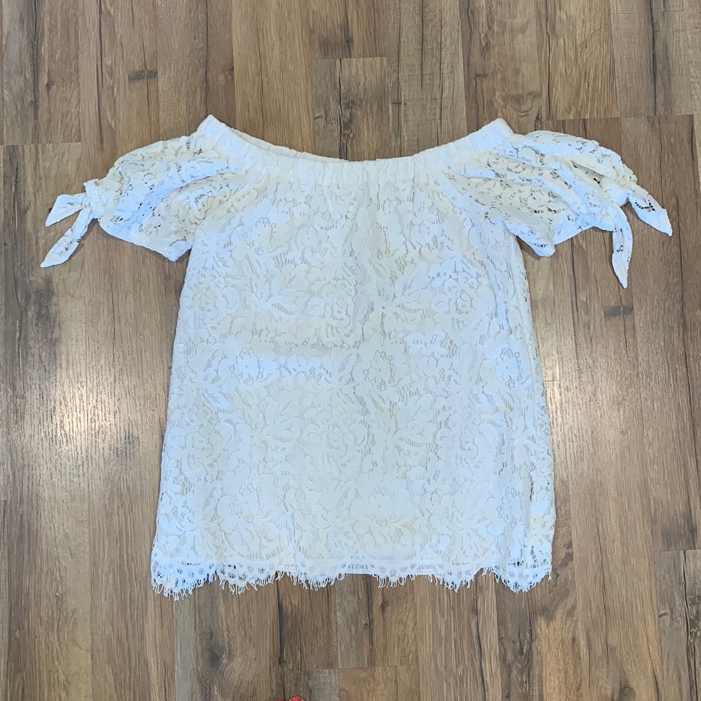 White lace top